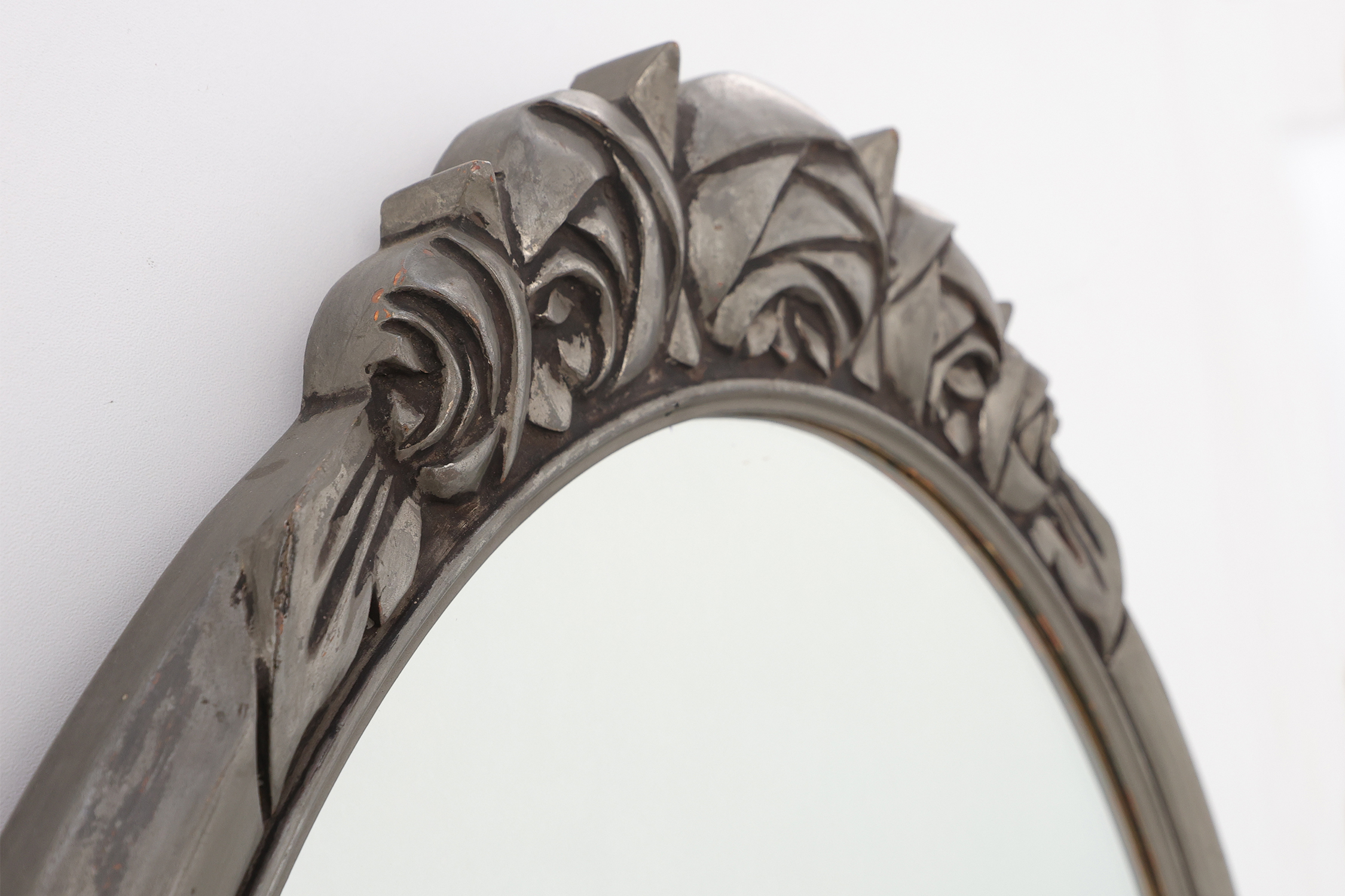 French Art Deco Oval Mirror with Carved Roses and Silver-Painted Frame, 1920sthumbnail